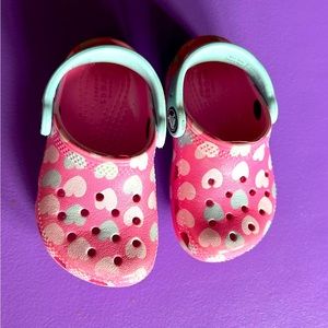 Crocs toddler size 6